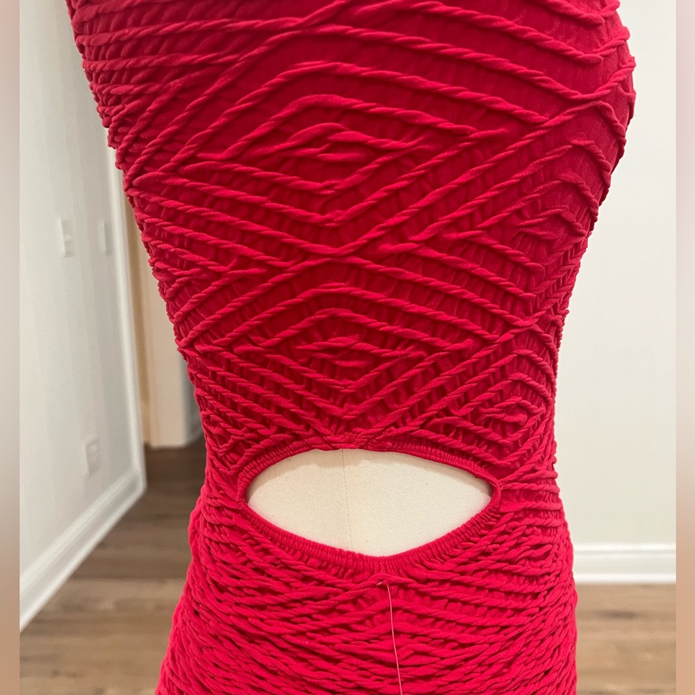 Bebe Textured Diamond Cut-Out Waist Curve-Hugging Club Party Bodycon Mini Dress - Picture 10 of 14